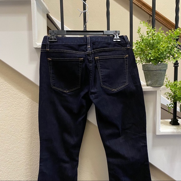 GAP - Curvy Dark Wash Jeans - Picture 10 of 14